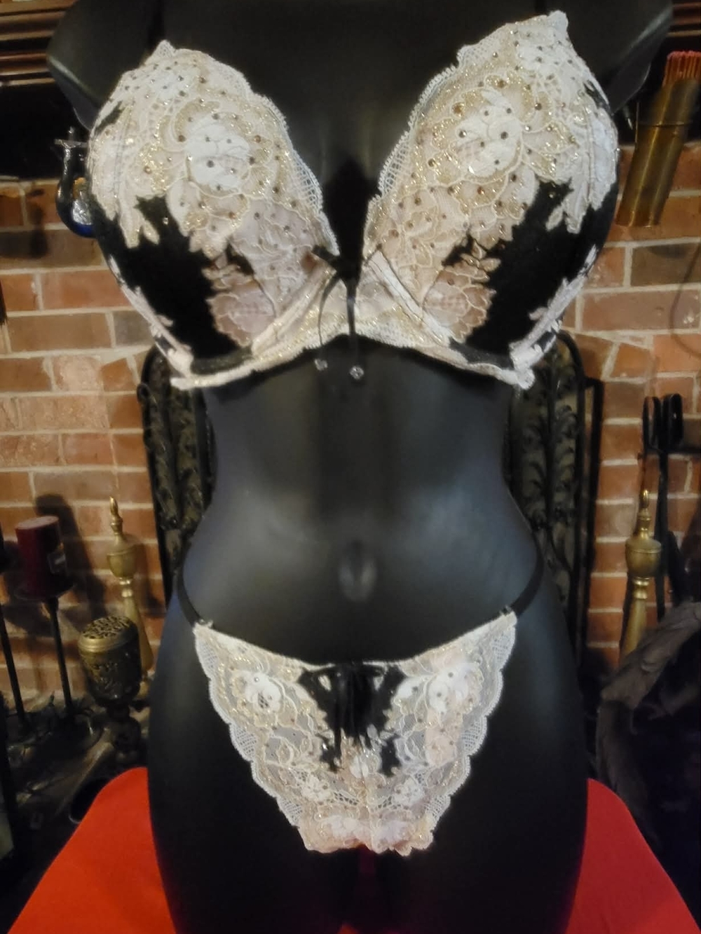 Victoria's Secret Black White Gold Stones Lace Push-Up Bra Panty Set 36D M New